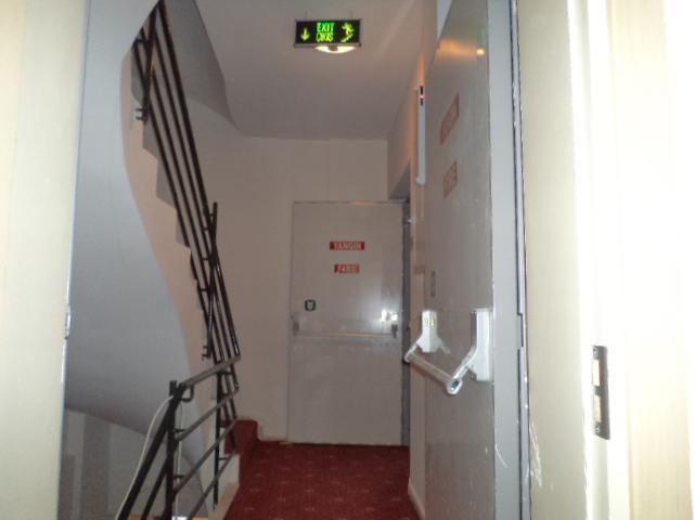 Merkez Otel Ізмір Екстер'єр фото