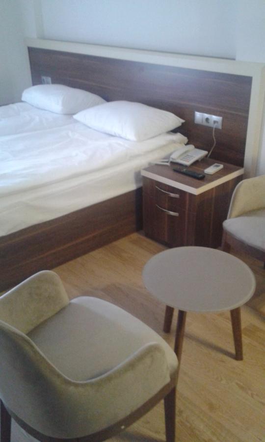 Merkez Otel Ізмір Екстер'єр фото