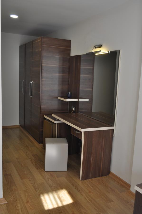 Merkez Otel Ізмір Екстер'єр фото